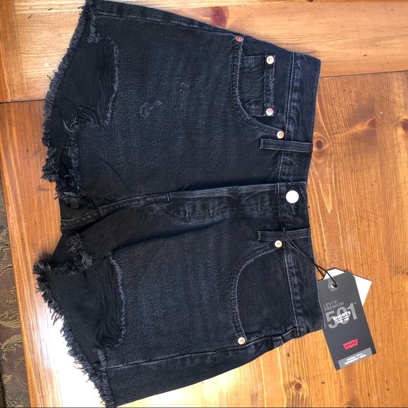 Levi’s 501 Original Cutoff Denim Shorts, Size 28 in Wise Up 🤩 T6 - Picture 5 of 9
